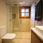 ea900077-40e0-4c86-8712-b789c74ad91c-min